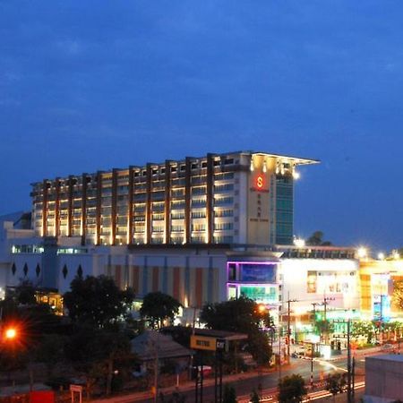 Sunee Grand Hotel And Convention Center Ubon Ratchathani Ngoại thất bức ảnh